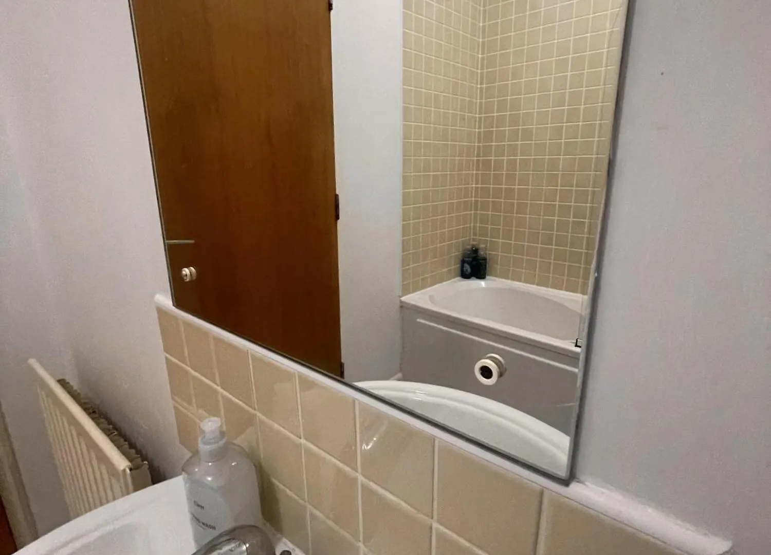 Entire Apartment In Heart Of דבלין 0*,  אירלנד